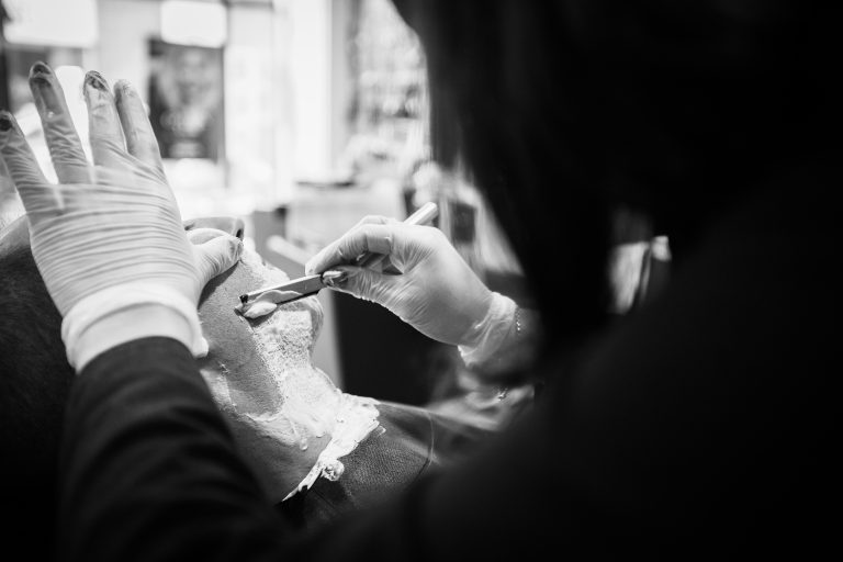 Barbe rassage à l'ancienn | Image 10